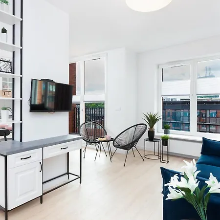 Rajska 8 - Glowne By Renters Apartment *