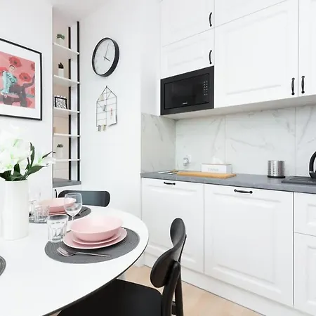 Apartmán Nowoczesne Z Balkonem, Blisko Centrum By Renters *